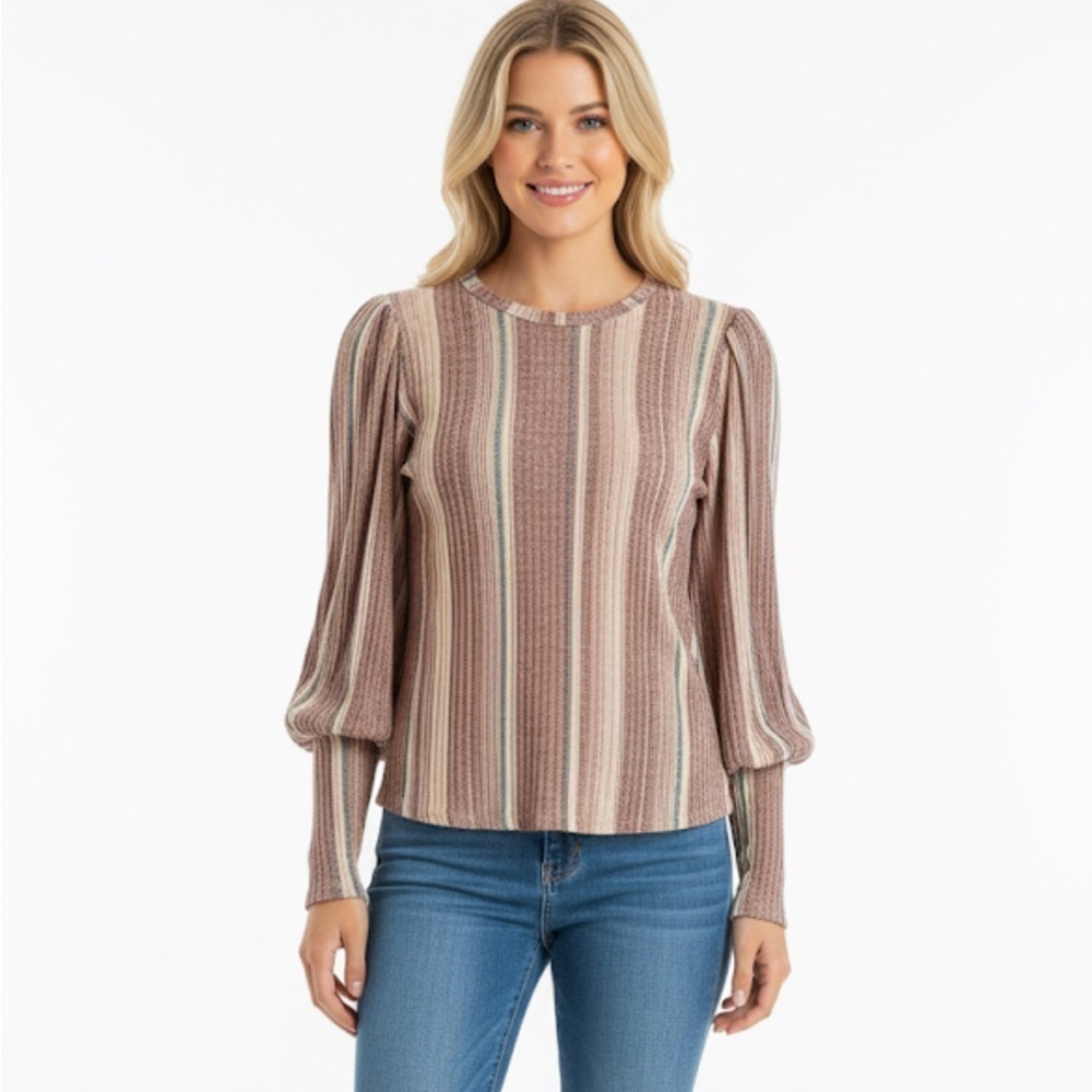 Women's Comfy striped top by Above and  Beyond Size Medium